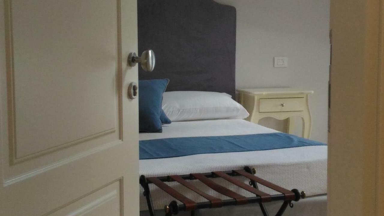 Spagnoi Rooms Кастельнуово-дель-Гарда Экстерьер фото