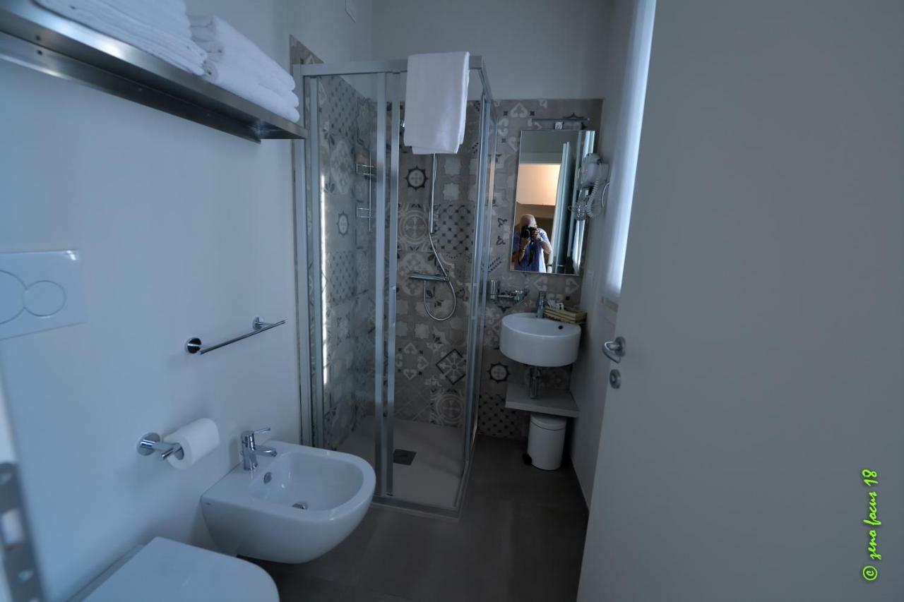 Spagnoi Rooms Кастельнуово-дель-Гарда Экстерьер фото