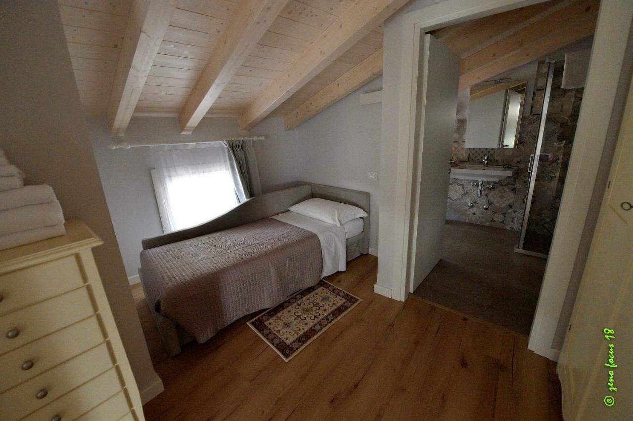 Spagnoi Rooms Кастельнуово-дель-Гарда Экстерьер фото