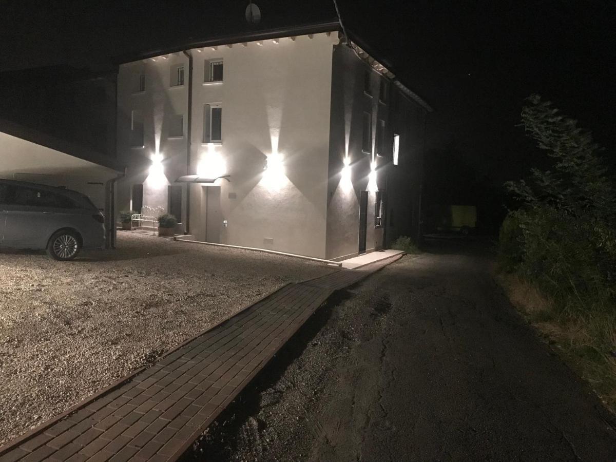 Spagnoi Rooms Кастельнуово-дель-Гарда Экстерьер фото